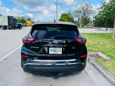 Used 2023 Nissan Murano S AWD/4WD image 4
