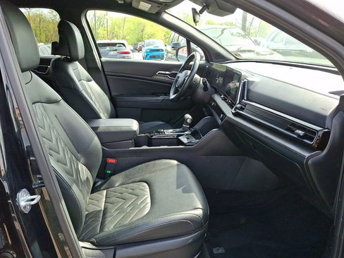 Used 2023 Kia Sportage X-Line image 9