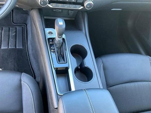 Certified 2025 Nissan Altima 2.5 S image 13