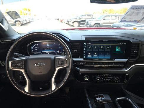 Used 2022 Chevrolet Silverado 1500 RST image 13