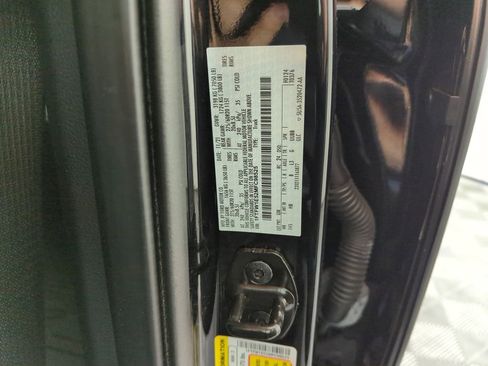 Used 2021 Ford F150 Lariat w/ Equipment Group 502A High image 39