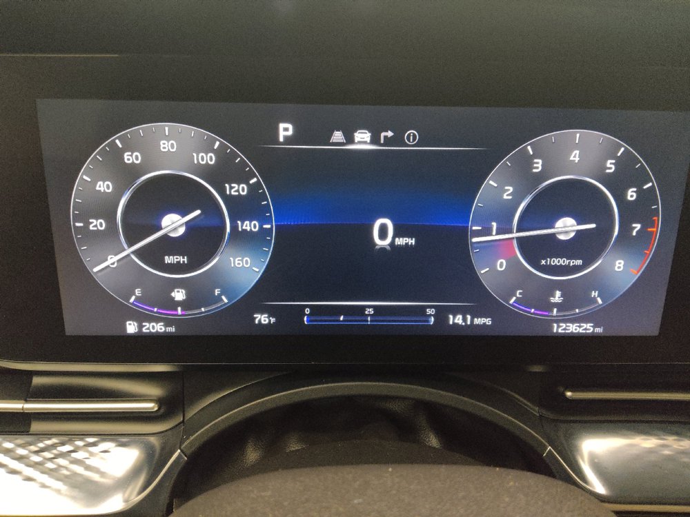 Used 2022 Kia Carnival SX Prestige FWD image 23
