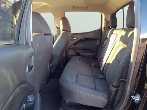 Used 2020 Chevrolet Colorado LT w/ LT Convenience Package image 14