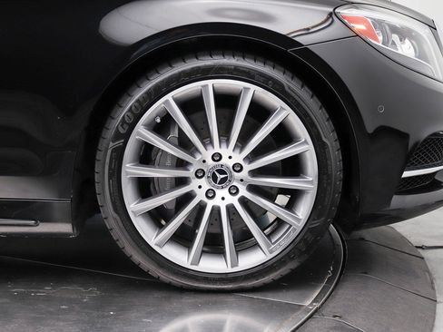 Used 2017 Mercedes-Benz S 550 Sedan image 14