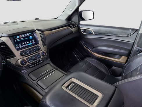 Used 2018 GMC Yukon XL Denali w/ Open Road Package RWD image 27