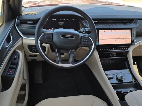 New 2026 Jeep Grand Cherokee L Limited image 8