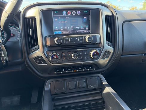Used 2019 Chevrolet Silverado 3500 LTZ w/ Duramax Plus Package image 21