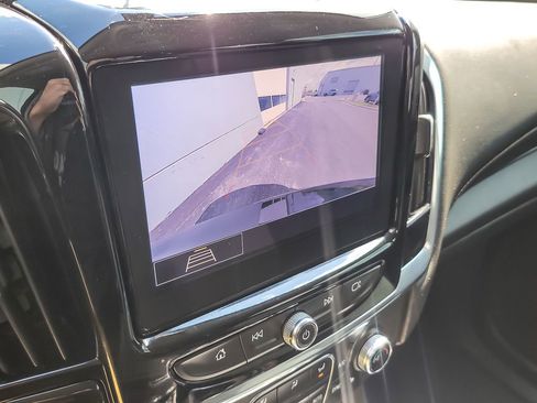 Used 2020 Chevrolet Traverse LT w/ LPO, Floor Liner Package AWD/4WD image 13
