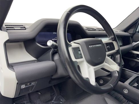 Used 2021 Land Rover Defender 90 X-Dynamic S image 46