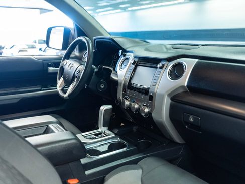 Used 2019 Toyota Tundra SR5 AWD/4WD image 14