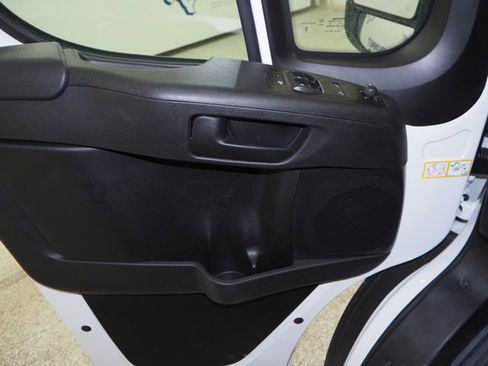 New 2025 RAM ProMaster 3500 w/ Roll-Up Rear Door Package image 14