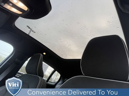 Certified 2023 Volvo C40 P8 Recharge Ultimate image 19