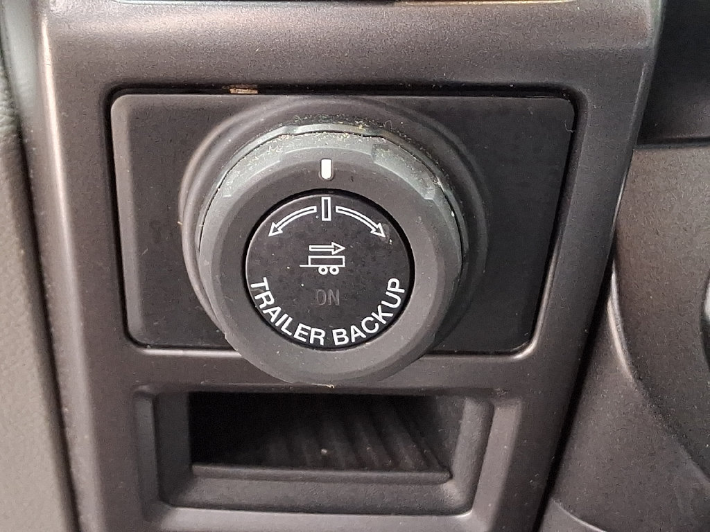 Used 2018 Ford F150 XLT w/ Equipment Group 301A Mid AWD/4WD image 25