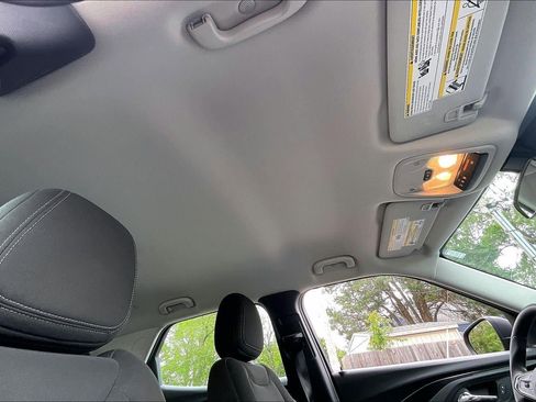 Used 2021 Chevrolet TrailBlazer LS AWD/4WD image 28