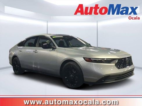 Used 2025 Honda Accord SE image 1