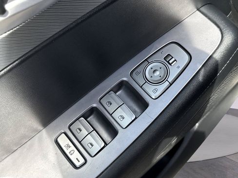Used 2024 Hyundai Palisade SEL FWD image 13