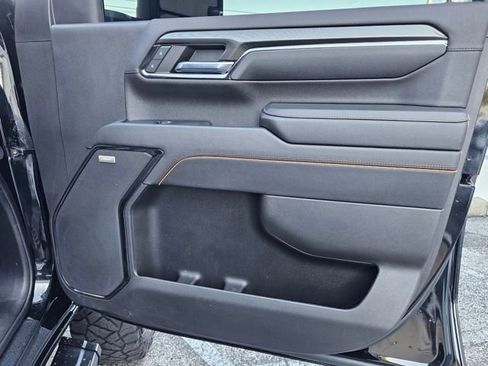 Used 2024 GMC Sierra 2500 AT4 w/ Technology Package image 25