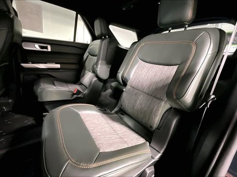 Used 2022 Ford Explorer Timberline w/ Timberline Technology Package image 36