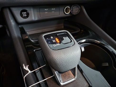 Certified 2026 Nissan Rogue SV AWD/4WD image 20