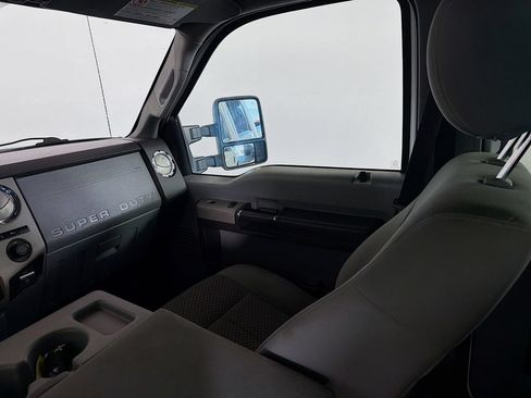 Used 2013 Ford F350 XLT w/ FX4 4X4 Off-Road Pkg image 21