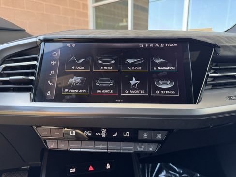 Used 2023 Audi Q4 e-tron Premium Plus w/ Premium Plus image 21