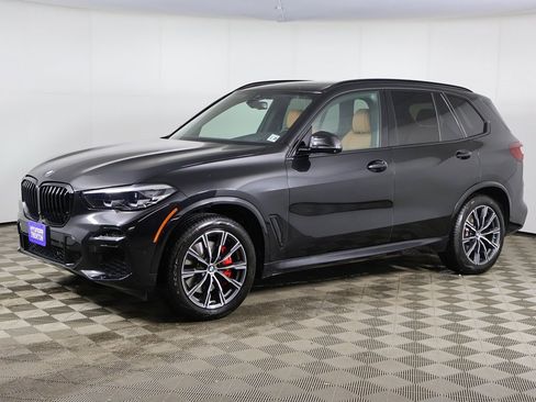Used 2023 BMW X5 xDrive40i w/ M Sport Package image 12