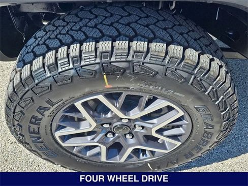 New 2024 Jeep Wrangler Sahara w/ Technology Group image 27