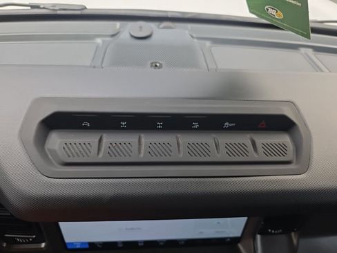 Used 2025 Ford Bronco Badlands AWD/4WD image 15