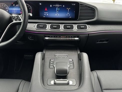 Used 2025 Mercedes-Benz GLS 450 GLS 450 image 14