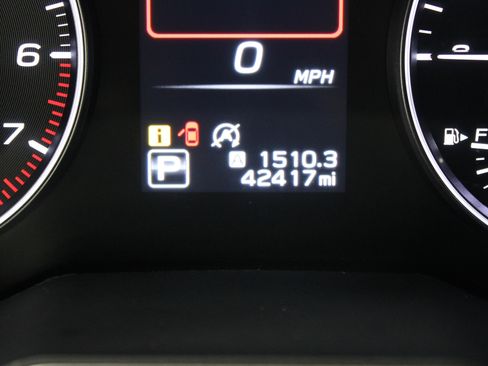 Used 2025 Subaru Outback Onyx Edition image 12