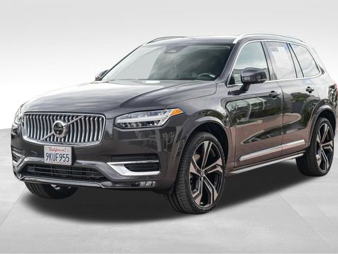 Used 2024 Volvo XC90 B6 Ultimate w/ Protection Package Premier AWD/4WD image 7