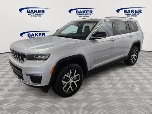 New 2025 Jeep Grand Cherokee L Limited w/ Trailer Tow Package image 7