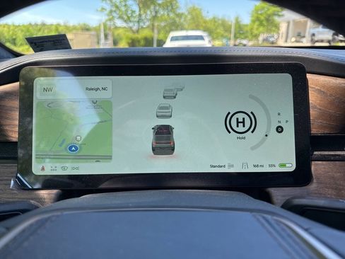 Used 2026 Rivian R1T Premium AWD/4WD image 13