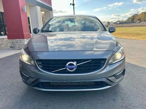 Used 2017 Volvo S60 T5 Dynamic w/ Vision Package image 4