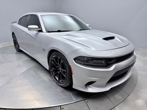 Used 2020 Dodge Charger Scat Pack image 3
