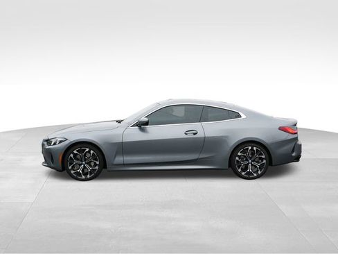 Used 2025 BMW 430i xDrive Coupe w/ Premium Package image 4