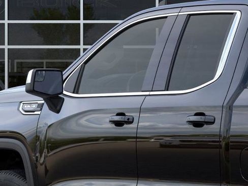 New 2026 GMC Sierra 1500 SLE image 12