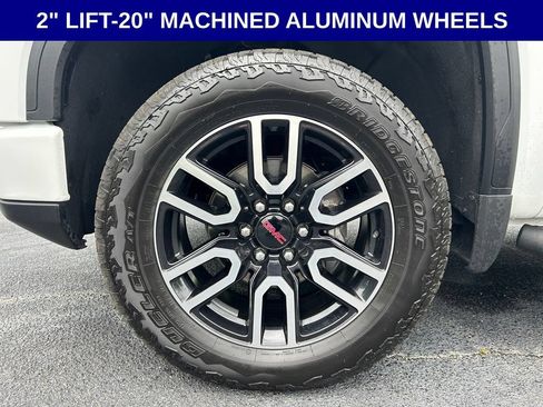 Used 2025 GMC Sierra 1500 AT4 w/ AT4 Premium Package AWD/4WD image 8