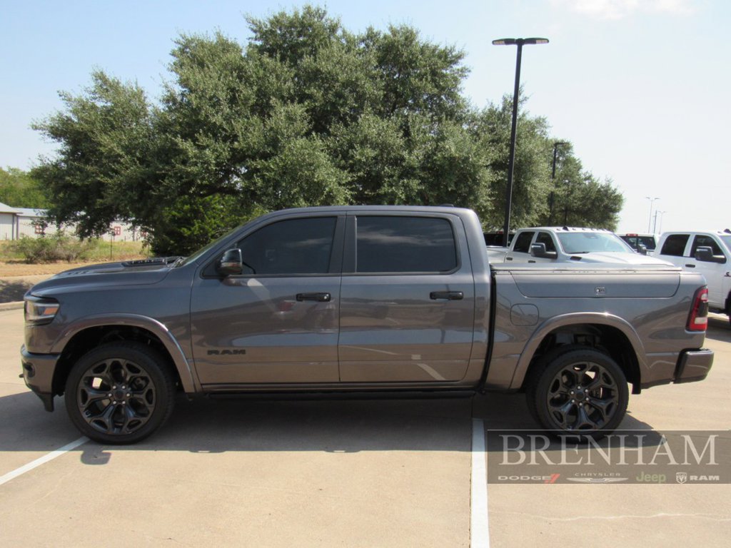 Used 2024 RAM 1500 Limited AWD/4WD image 2