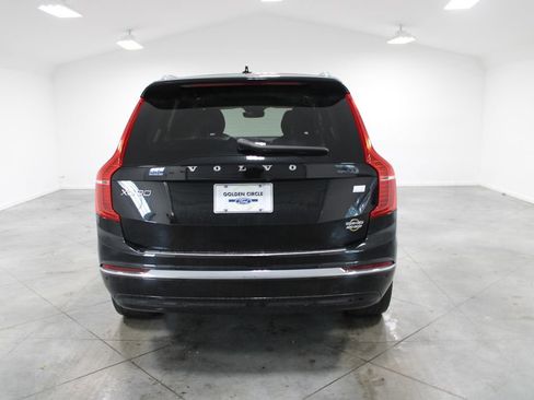 Used 2024 Volvo XC90 T8 Plus w/ Protection Package Premier image 8
