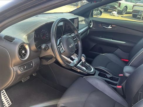 Used 2023 Kia Forte GT-Line w/ GT-Line Technology Package FWD image 2
