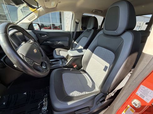 Used 2020 Chevrolet Colorado Z71 AWD/4WD image 13