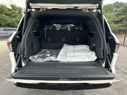 New 2025 Lincoln Navigator L Reserve w/ Jet Appearance Package image 20