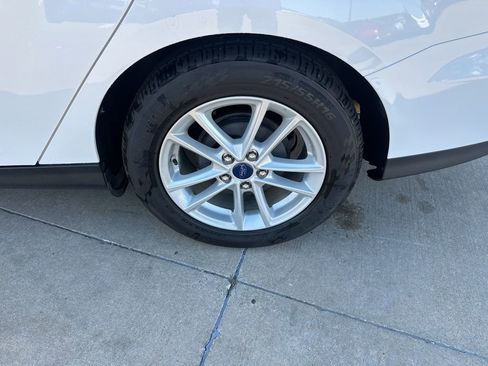 Used 2015 Ford Focus SE image 8