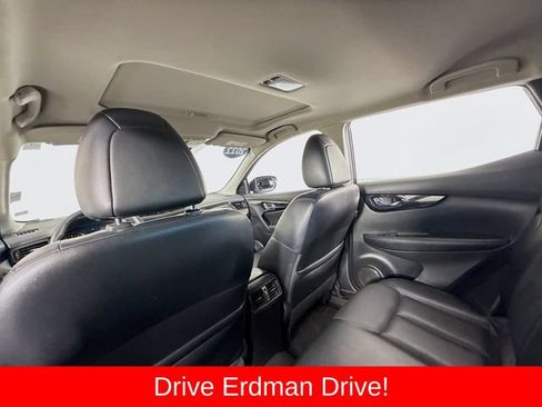 Used 2022 Nissan Rogue Sport SL w/ Premium Package AWD/4WD image 10