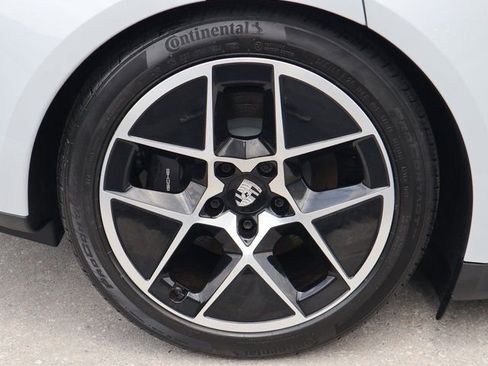 Used 2025 Porsche Taycan RWD image 27