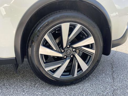 Used 2024 Nissan Murano SL AWD/4WD image 9