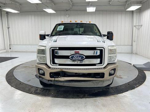 Used 2011 Ford F350 King Ranch w/ FX4 Off Road Pkg image 2
