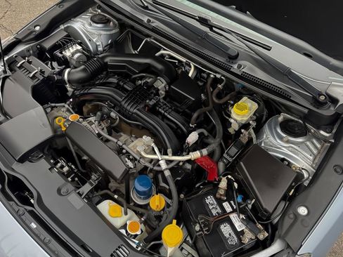 Used 2017 Subaru Impreza 2.0i Premium image 32