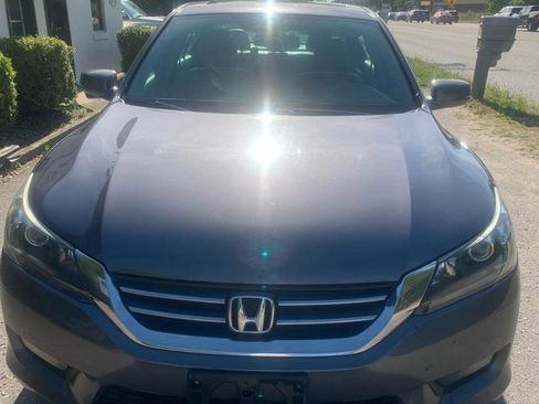 Used 2015 Honda Accord EX-L image 2